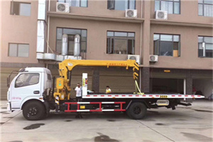 西华附近汽车轮胎更换