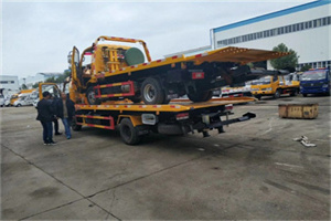 西华同城汽车补胎